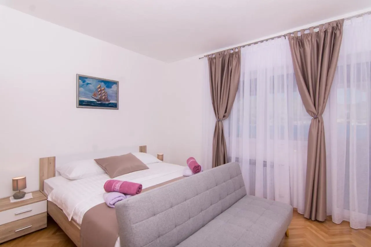 Apartmani Mlacic Donji Okrug  0*, Donji Okrug (Ciovo) Croatia