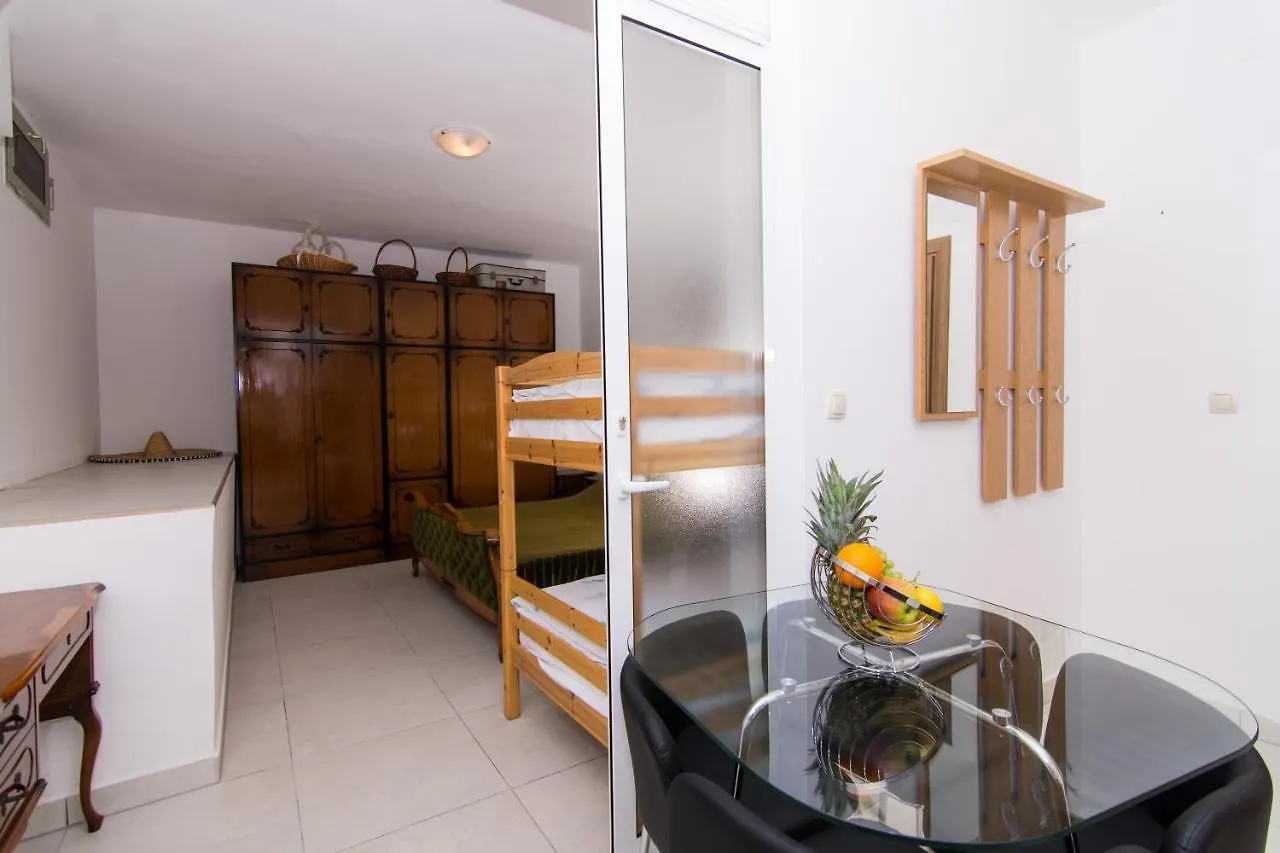 Apartmani Mlacic Donji Okrug  Apartment Donji Okrug (Ciovo)